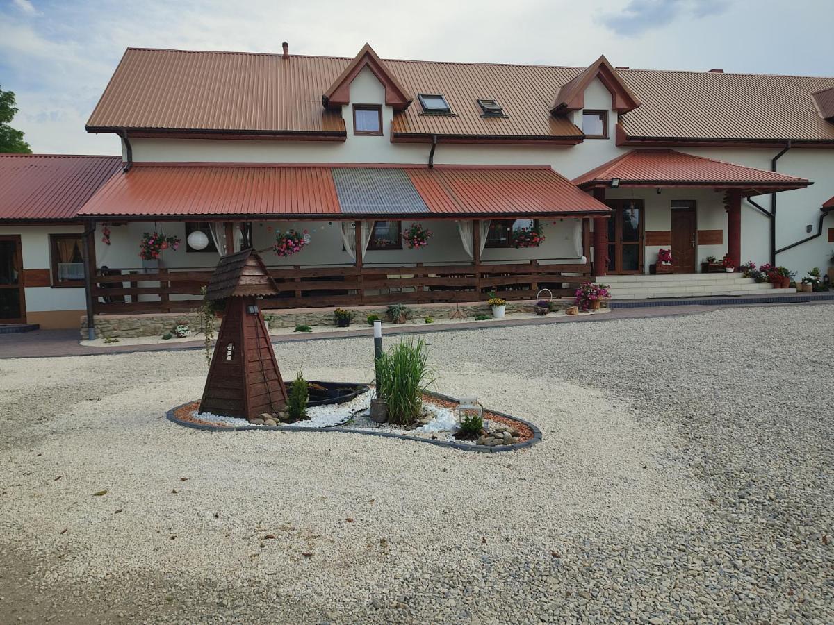 Agrowczasy Nad Stawem Gartatowice Exterior foto