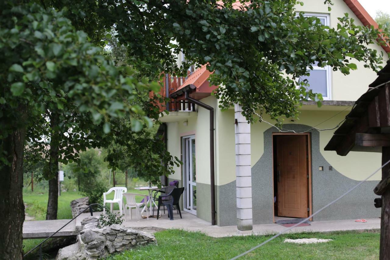 Agrowczasy Nad Stawem Gartatowice Exterior foto