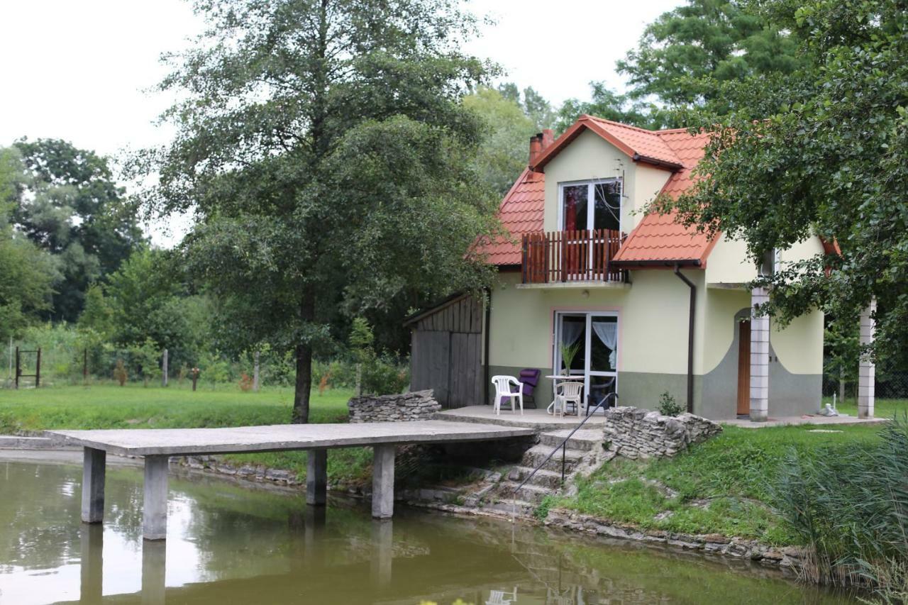 Agrowczasy Nad Stawem Gartatowice Exterior foto